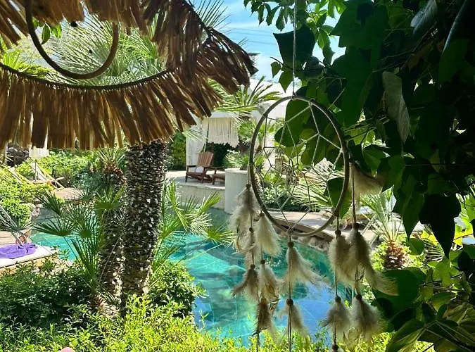 Munahan Bed & Breakfast 3*